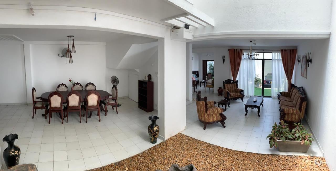 Elegance Oasis, Colombo 3 Hotel ภายนอก รูปภาพ