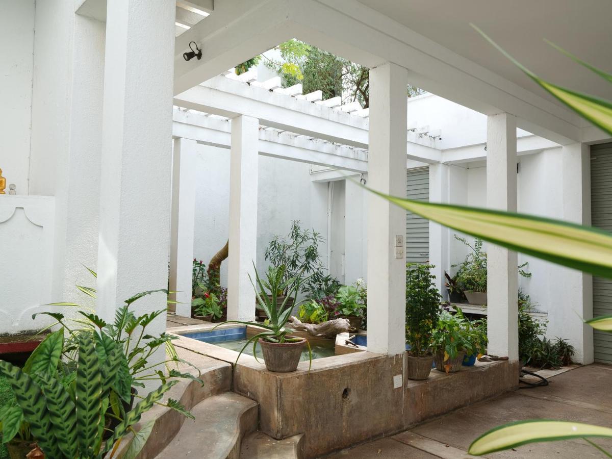 Elegance Oasis, Colombo 3 Hotel ภายนอก รูปภาพ
