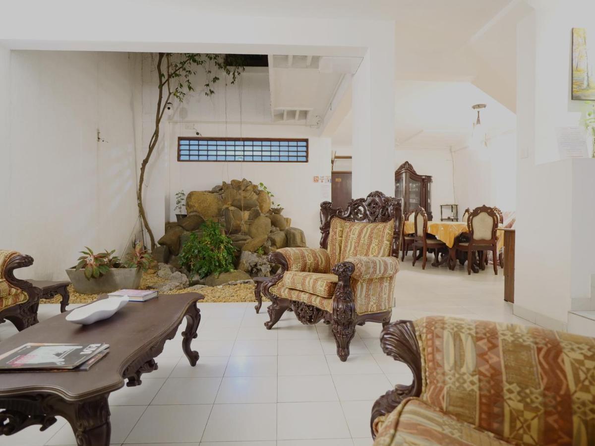 Elegance Oasis, Colombo 3 Hotel ภายนอก รูปภาพ